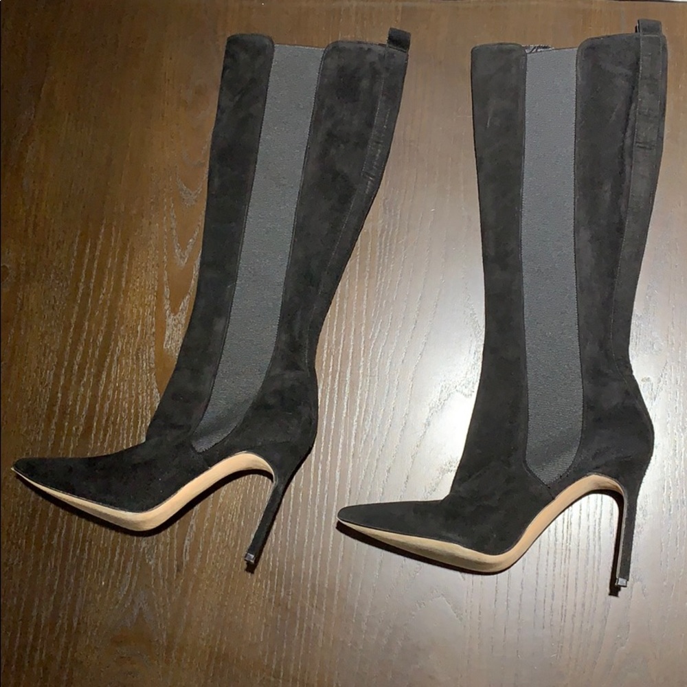 Manolo Blahnik Knee High Boots: Size EU 39